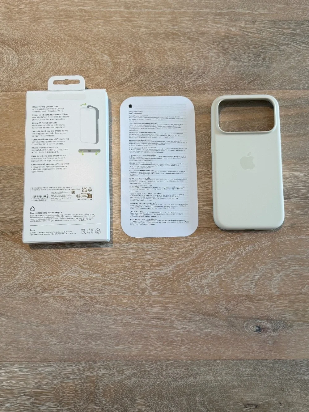 NWT Authentic Apple iPhone 17 Pro Silicone Case with MagSafe - Vanilla